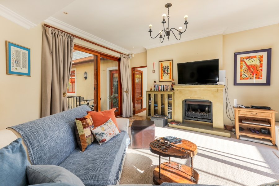 7 Bedroom Property for Sale in Zwaanswyk Western Cape